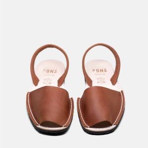 Pons Avarca Sandals in Brown